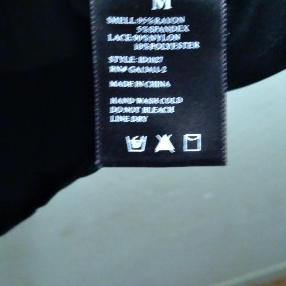 Dress - Picture 4 of 4